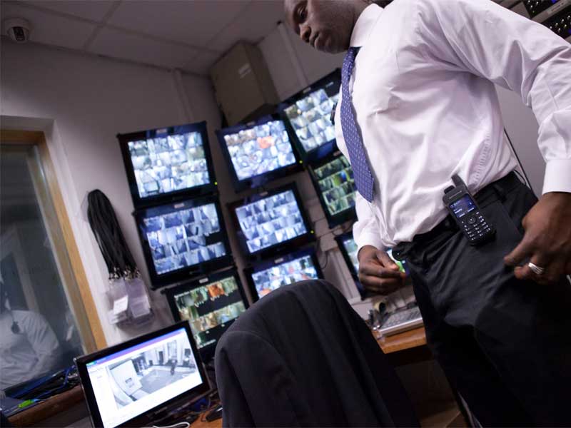 Two Way Radios for Hotel Security Two Way Radios for Hotel Security